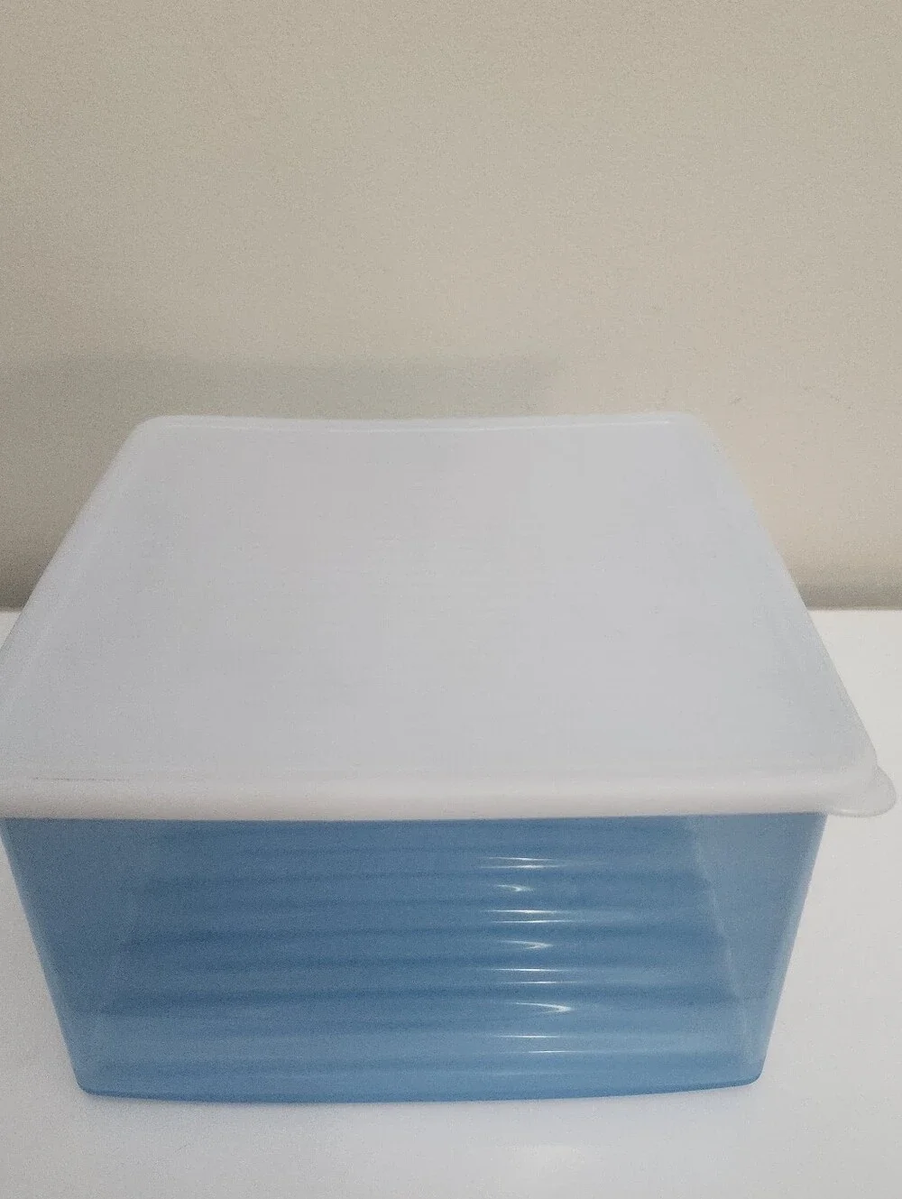 Tupperware FridgeSmart Container Produce Storage Vent System Blue  9